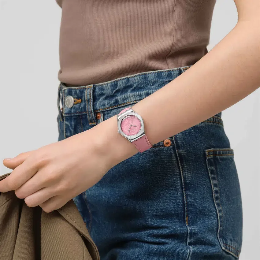 Promesa de pétalos rosas