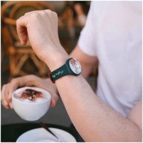 Swatch X Café De Flore para Not in Paris